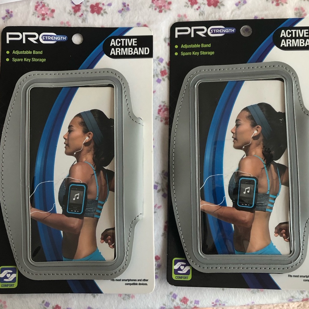 2 Pro Strength Active Armband Adjustable Band with Cell Phone Spare Key Storage🩶